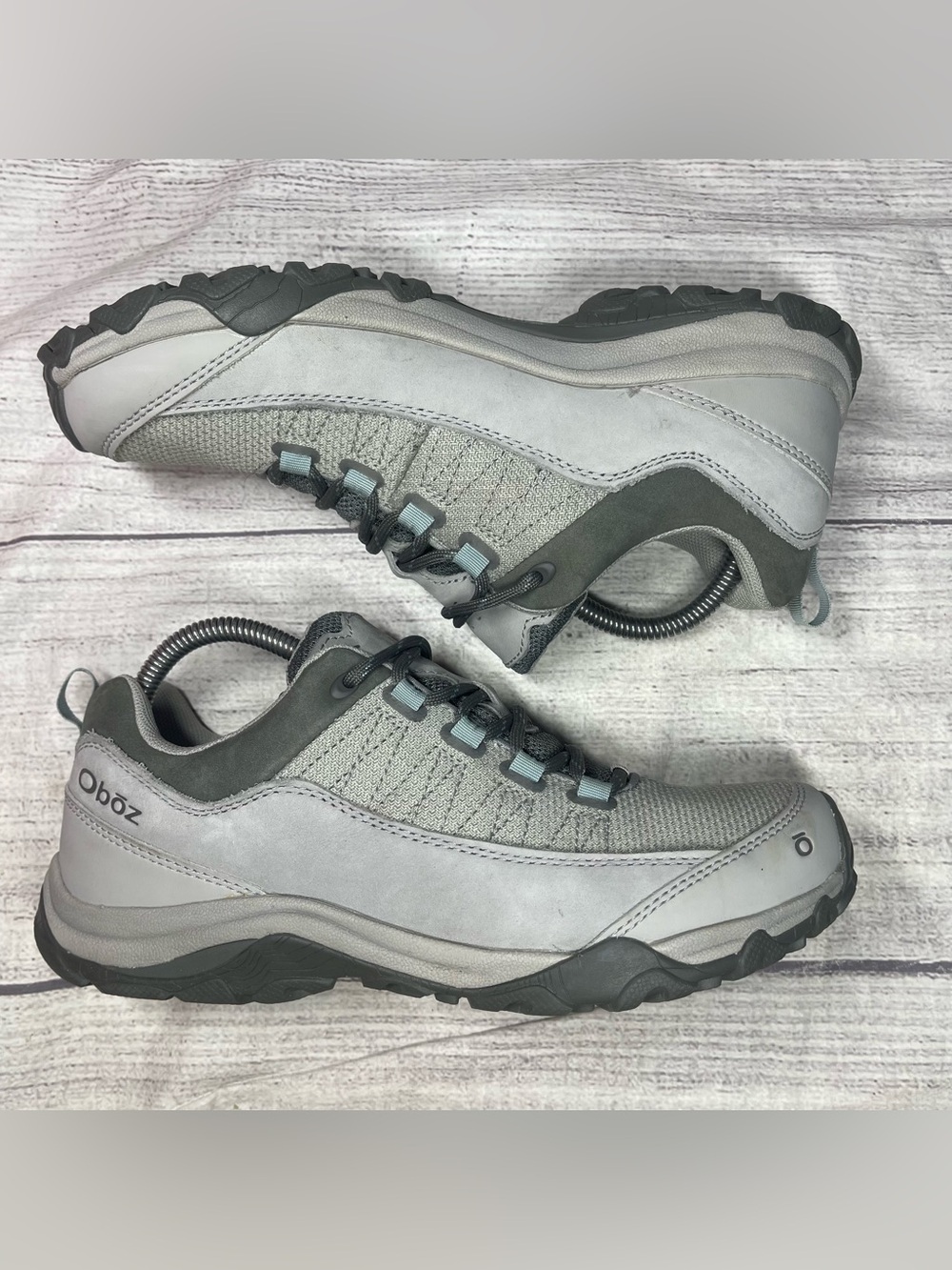 Oboz Women’s 9 Ousel Low Grey B-Dry Waterproof Hiking Shoes